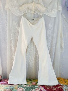 Casual timeless boho minimalist girly pull on flare white jeans